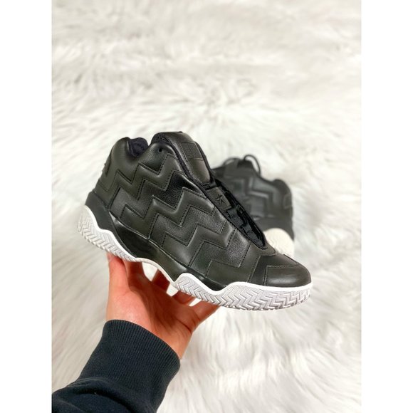 Converse VLTG Mission-V Mid Womens Leather Shoe Black White 565063C NEW* Sz 7 - Picture 1 of 10